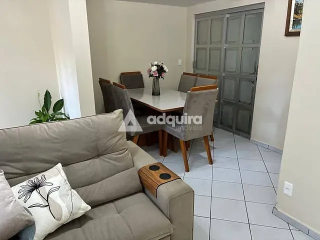 Sobrado com 176m² 3 quartos e 2 banheiros, à venda, no bairro Estrela em Ponta Grossa