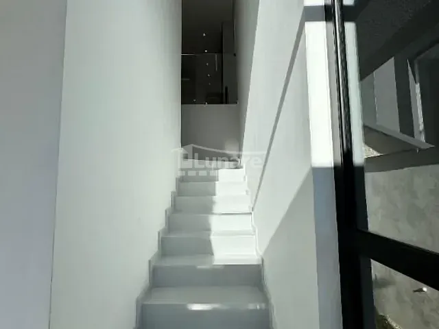 Sobrado com 324m² 3 quartos e 4 banheiros, à venda, no bairro Cézar de Souza em Mogi das Cruzes