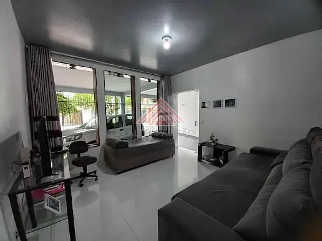 Sobrado com 138m² 2 quartos e 3 banheiros, à venda, no bairro Jardim Guapituba em Mauá