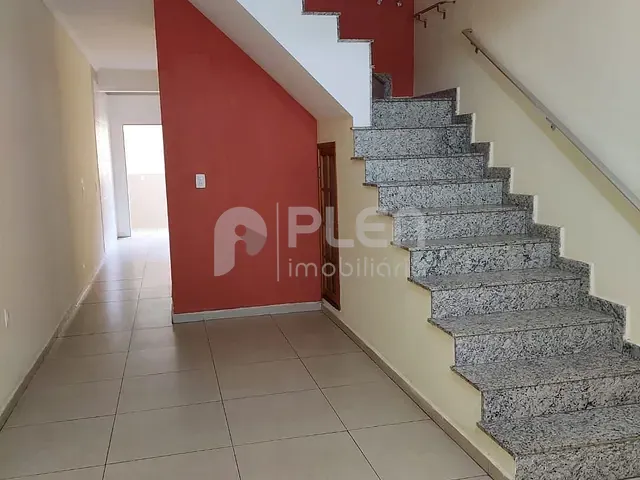 Sobrado 3 quartos e 3 banheiros, à venda, no bairro Jardim Vitória Régia (Zona Norte) em São Paulo