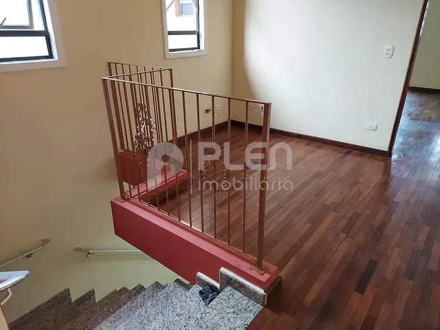Sobrado 3 quartos e 3 banheiros, à venda, no bairro Jardim Vitória Régia (Zona Norte) em São Paulo