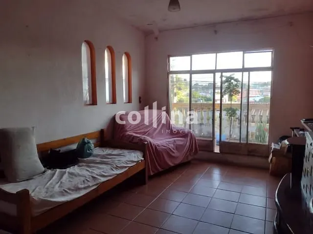 Sobrado 2 quartos e 1 banheiro, à venda, no bairro Vila Dirce em Carapicuíba