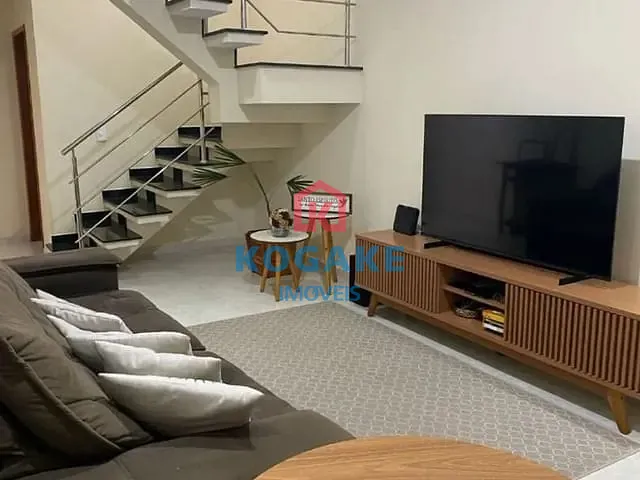 Sobrado com 125m² 3 quartos e 4 banheiros, à venda, no bairro Jardim das Indústrias em São José dos Campos