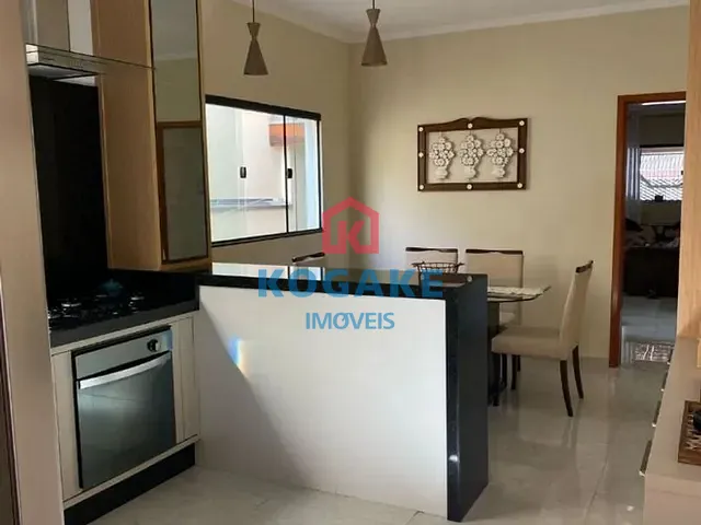 Sobrado com 125m² 3 quartos e 4 banheiros, à venda, no bairro Jardim das Indústrias em São José dos Campos