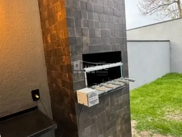 Sobrado 3 quartos e 2 banheiros, à venda, no bairro Jardim Aeroporto I em Mogi das Cruzes
