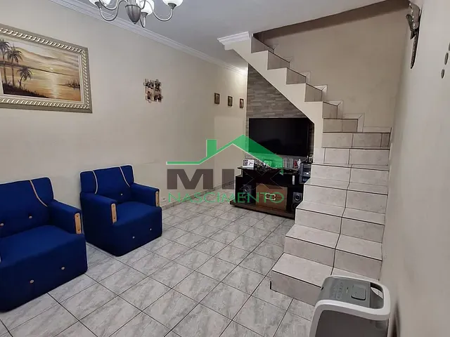 Sobrado com 125m² 2 quartos e 2 banheiros, à venda, no bairro Taboão em Diadema