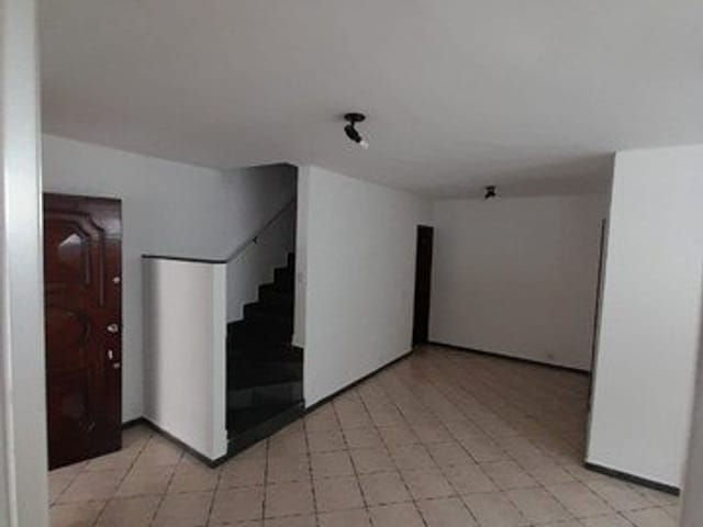 Sobrado com 120m² 3 quartos e 2 banheiros, à venda, no bairro Jabaquara em São Paulo