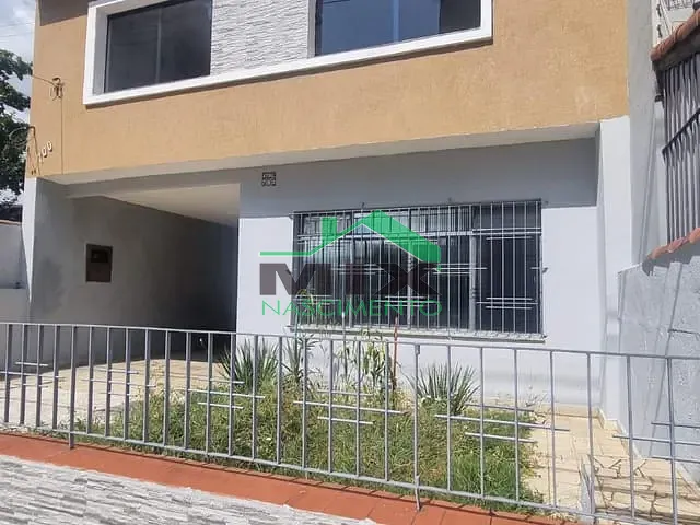 Sobrado com 250m² 3 quartos e 2 banheiros, para alugar, no bairro Utinga em Santo André