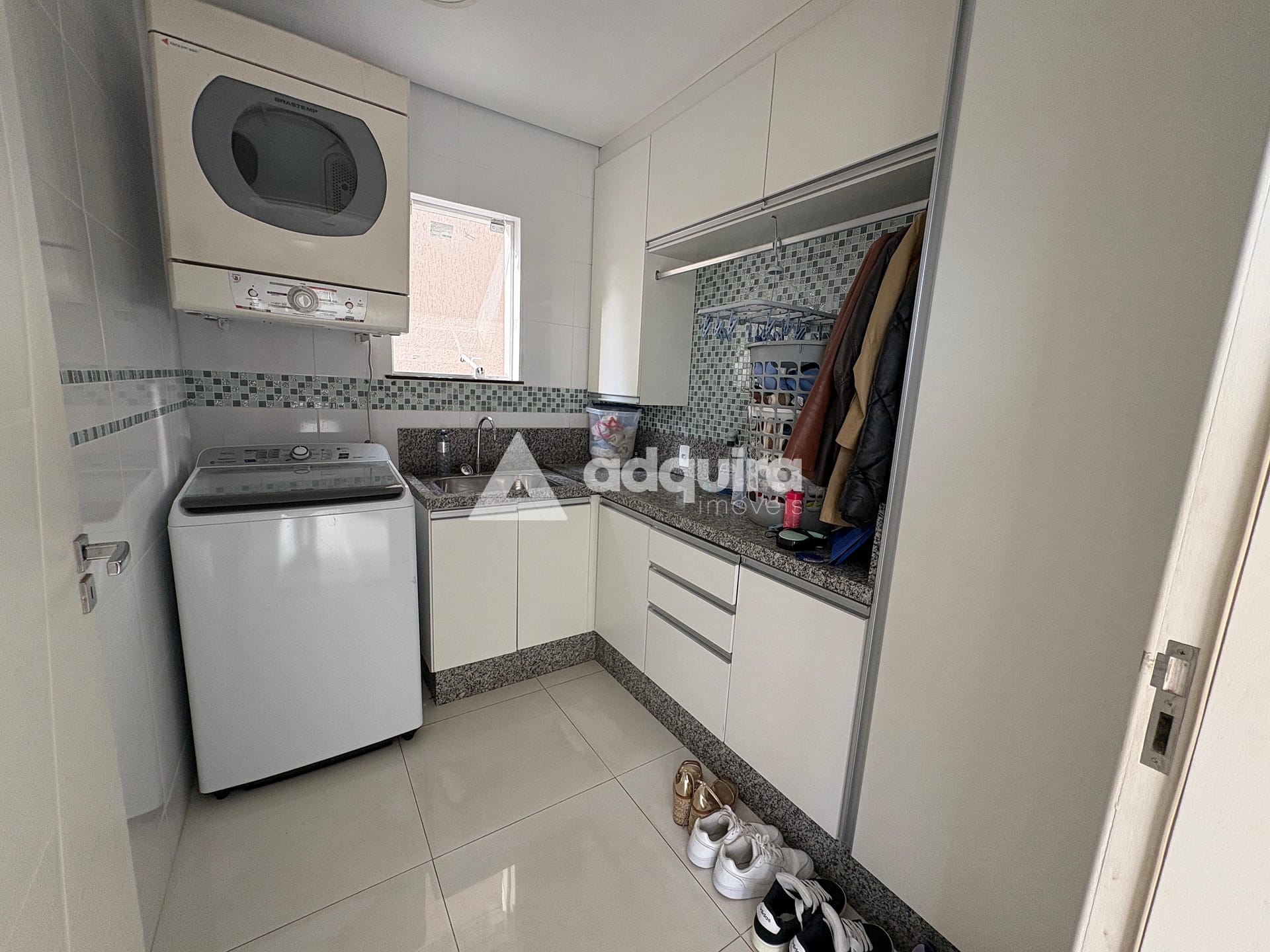 Sobrado, 3 quartos, 262 m² - Foto 6