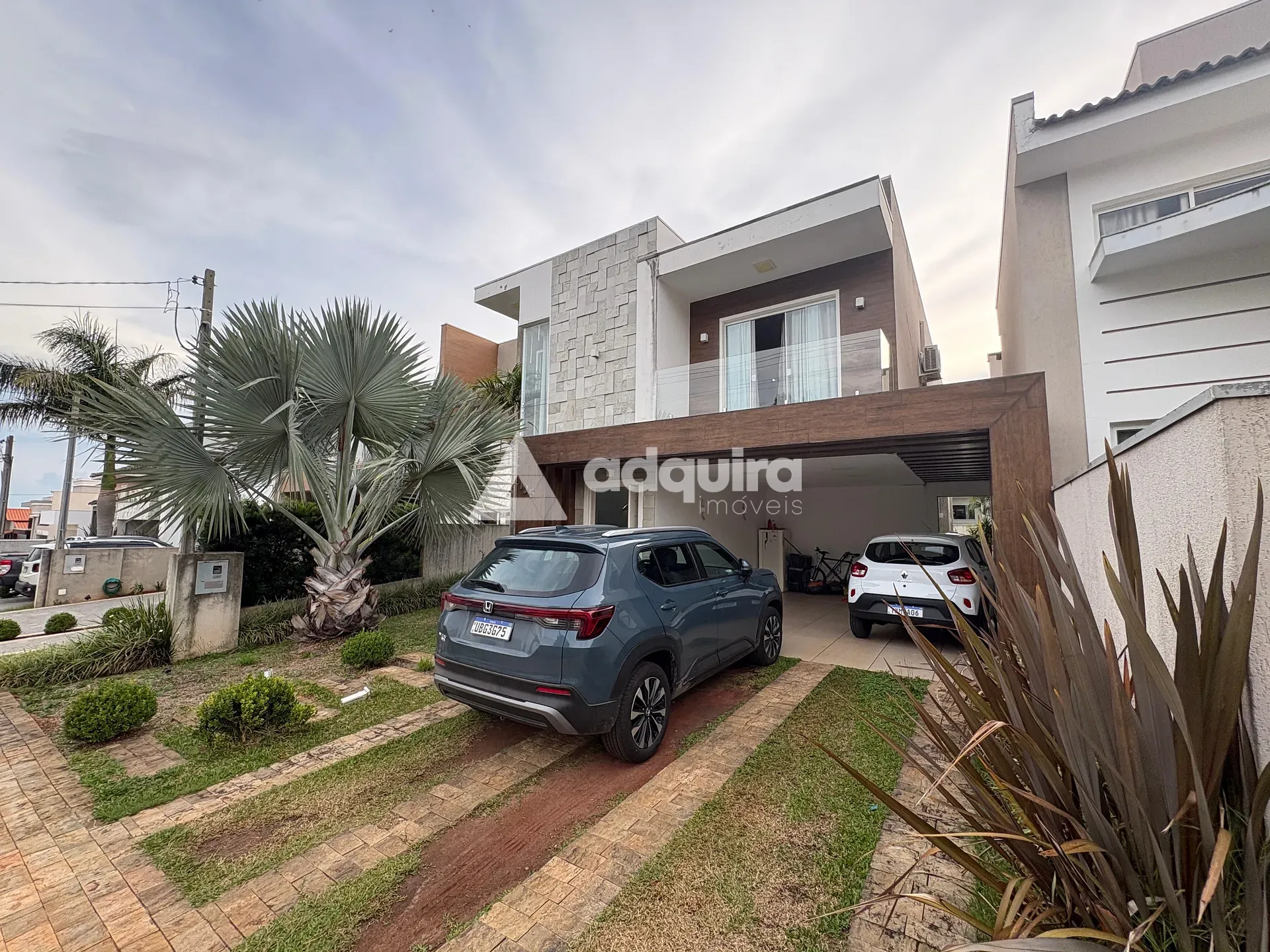 Sobrado, 3 quartos, 262 m² - Foto 1