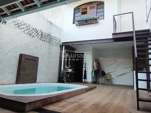 Sobrado com 125m² 3 quartos e 2 banheiros, à venda, no bairro Chácara das Flores em Mogi das Cruzes