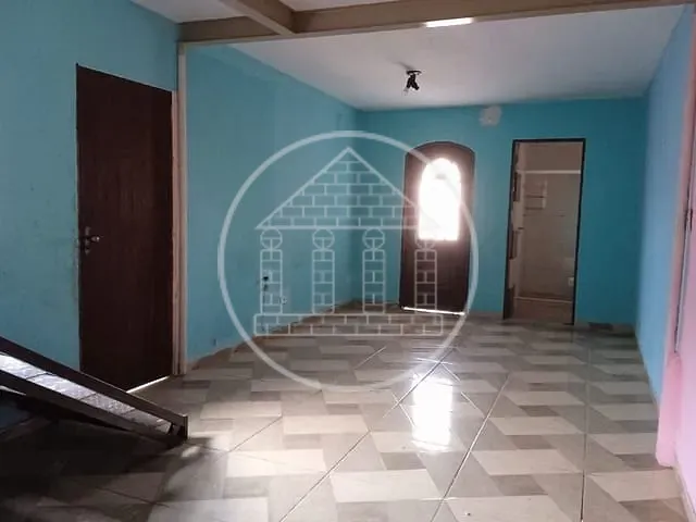 Sobrado com 180m² 3 quartos e 3 banheiros, à venda, no bairro Jardim Santa Fé (Zona Sul) em São Paulo