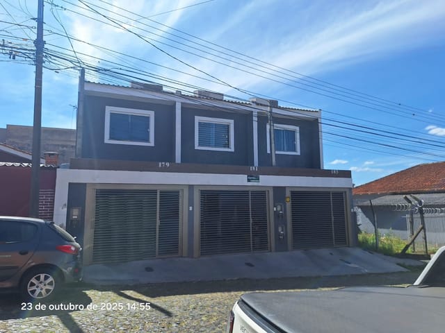 Sobrado à Venda no Nova Rússia – Com Sacada e Móveis Planejados