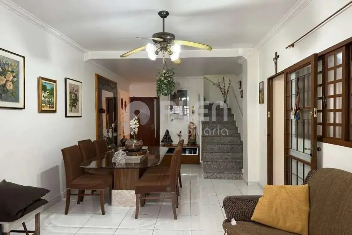 Casa de 4 quartos à venda em Jardim São Paulo, São Paulo