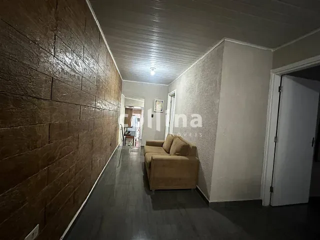 Sobrado 2 quartos e 1 banheiro, à venda, no bairro Aldeia de Carapicuiba em Carapicuíba