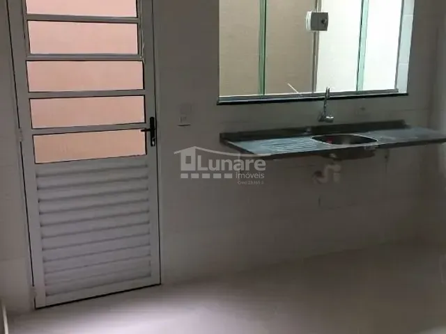 Sobrado 3 quartos e 2 banheiros, à venda, no bairro Vila Oliveira em Mogi das Cruzes