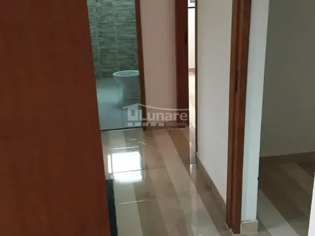 Sobrado 3 quartos e 2 banheiros, à venda, no bairro Vila Oliveira em Mogi das Cruzes