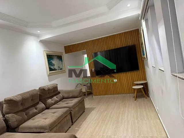 Sobrado com 125m² 3 quartos e 2 banheiros, à venda, no bairro Vila Nogueira em Diadema