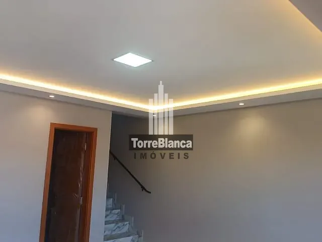 Sobrado com 135m² 3 quartos e 4 banheiros, à venda, no bairro Jardim Carvalho em Ponta Grossa