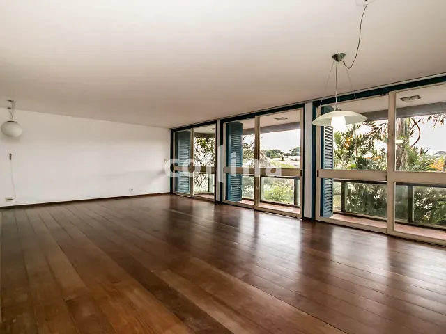 Sobrado com 356m² 4 quartos e 4 banheiros, à venda, no bairro Pacaembu em São Paulo