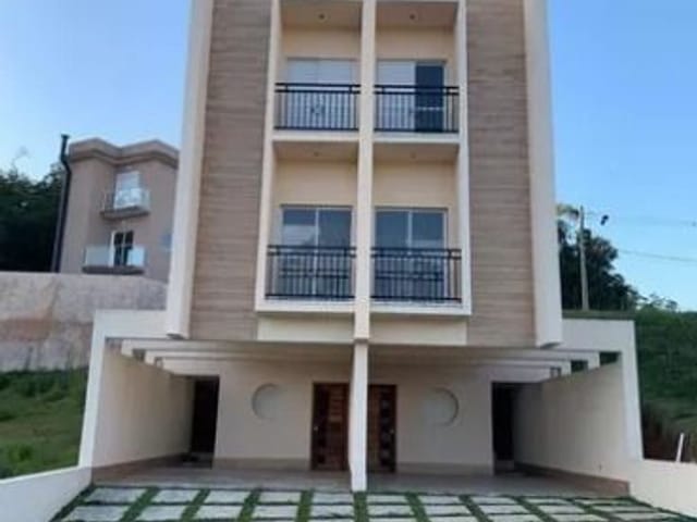 Sobrado com 140m² 3 quartos e 3 banheiros, à venda, no bairro Granja Viana em Cotia