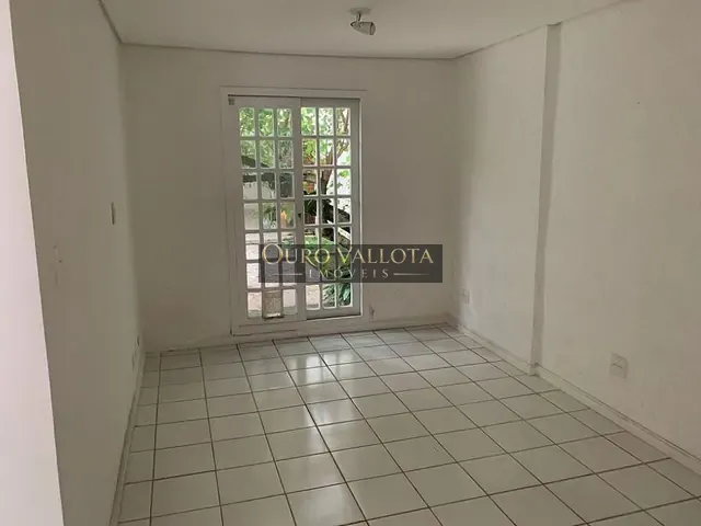 Sobrado com 230m² 3 quartos e 3 banheiros, à venda, no bairro Jardim Paulistano em São Paulo