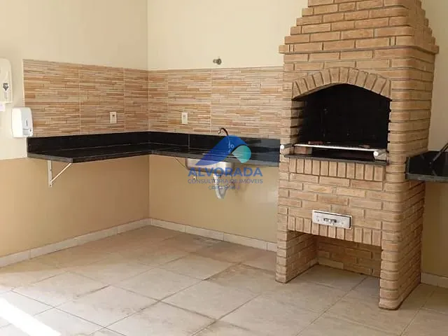 Sobrado com 132m² 2 quartos e 3 banheiros, à venda, no bairro Jardim Primavera em Jacareí