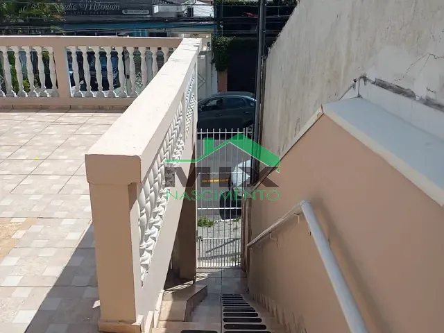 Sobrado com 233m² 2 quartos e 2 banheiros, à venda, no bairro Nova Petrópolis em São Bernardo do Campo