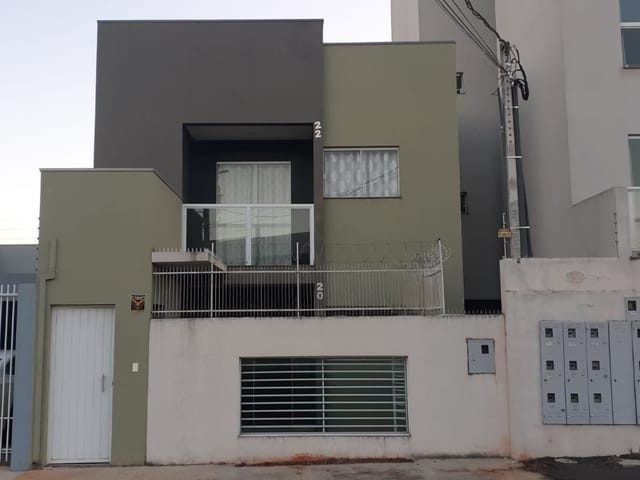 Sobrado à venda com duas moradas independentes – Excelente oportunidade de investimento