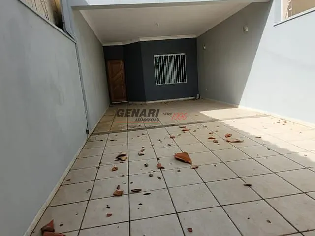 Sobrado com 200m² 3 quartos e 2 banheiros, para alugar, no bairro Cidade Nova I em Indaiatuba