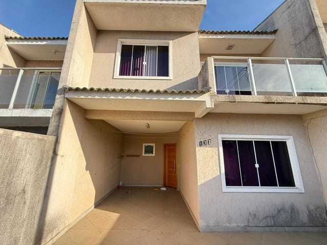 Sobrado semimobiliado para locação, 3 quartos em  Oficinas.