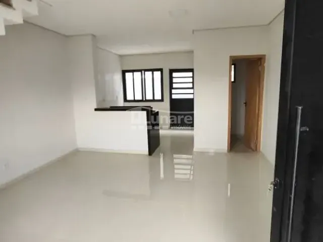 Sobrado 2 quartos e 2 banheiros, à venda, no bairro Jardim Universo em Mogi das Cruzes