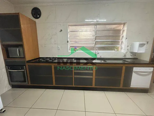 Sobrado com 238m² 3 quartos e 2 banheiros, à venda, no bairro Paulicéia em São Bernardo do Campo