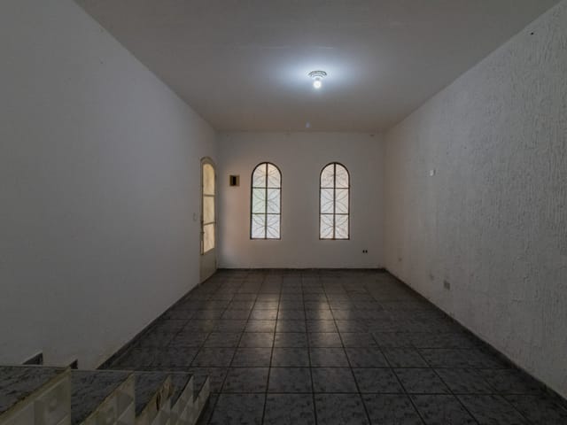 Foto do Sobrado - Sobrado para venda em Parque Continental II com 2 quartos, 112m² | Lares e Andares Imóveis