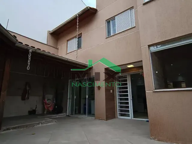 Sobrado com 209m² 3 quartos e 4 banheiros, à venda, no bairro Taboão em São Bernardo do Campo