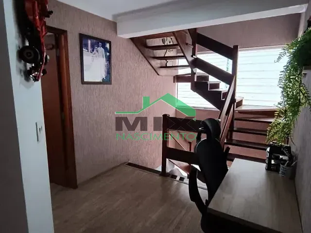 Sobrado com 209m² 3 quartos e 4 banheiros, à venda, no bairro Taboão em São Bernardo do Campo