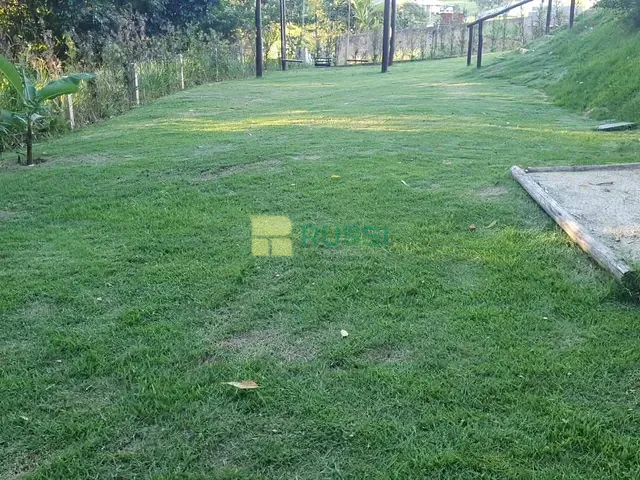 Sobrado com 1036m² 4 quartos e 6 banheiros, à venda, no bairro Tapanhão em Jambeiro