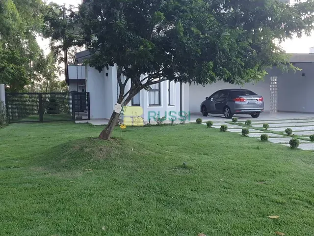 Sobrado com 1036m² 4 quartos e 6 banheiros, à venda, no bairro Tapanhão em Jambeiro