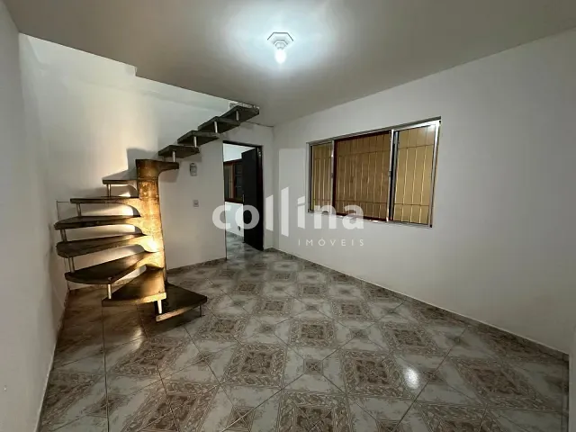 Sobrado com 125m² 3 quartos e 2 banheiros, à venda, no bairro Vila Silviânia em Carapicuíba