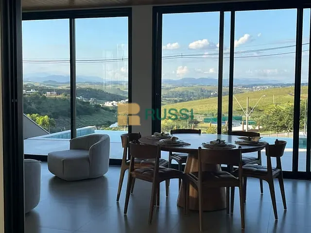 Sobrado com 563m² 5 quartos e 8 banheiros, à venda, no bairro Condomínio Residencial Alphaville I em São José dos Campos