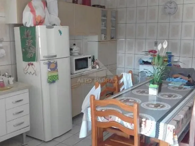 Sobrado com 125m² 2 quartos e 1 banheiro, à venda, no bairro Jardim Zaira em Mauá