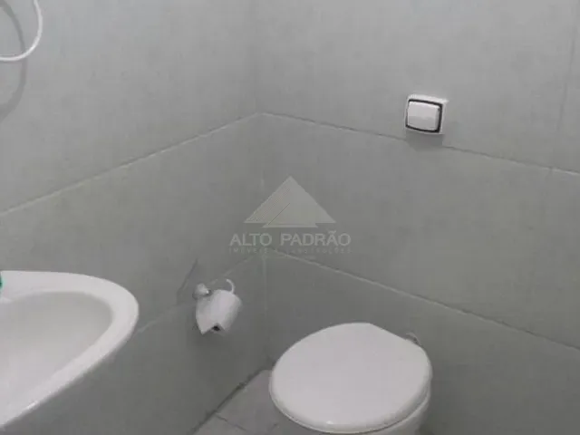Sobrado com 125m² 2 quartos e 1 banheiro, à venda, no bairro Jardim Zaira em Mauá