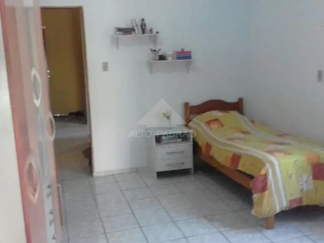 Sobrado com 125m² 2 quartos e 1 banheiro, à venda, no bairro Jardim Zaira em Mauá