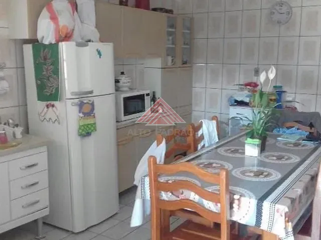 Sobrado com 125m² 2 quartos e 1 banheiro, à venda, no bairro Jardim Zaira em Mauá