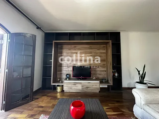 Sobrado com 169m² 5 quartos e 3 banheiros, à venda, no bairro Bela Vista em Osasco