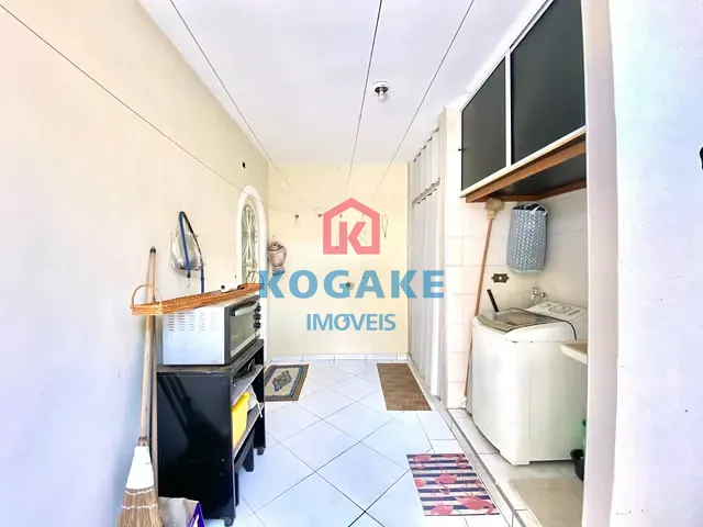 Sobrado com 137m² 3 quartos e 3 banheiros, à venda, no bairro Bosque dos Eucaliptos em São José dos Campos