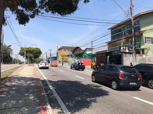 Sobrado com 300m², à venda, no bairro Parque Industrial em São José dos Campos