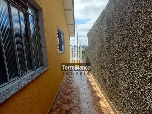 Sobrado com 363m² 4 quartos e 3 banheiros, à venda, no bairro Olarias em Ponta Grossa