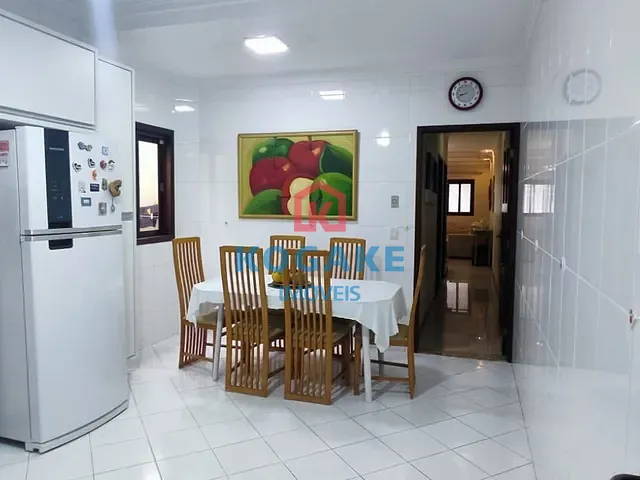 Sobrado com 125m² 4 quartos e 3 banheiros, à venda, no bairro Jardim das Indústrias em São José dos Campos