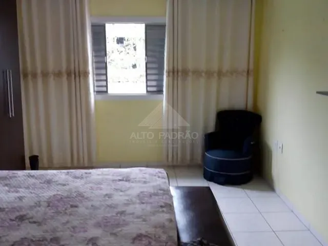 Sobrado com 150m² 3 quartos e 1 banheiro, à venda, no bairro Vila Falchi em Mauá
